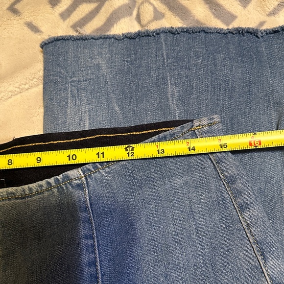 A160.  Inc Classic Denim pull on faded Flare Leg Jeans - Picture 6 of 10